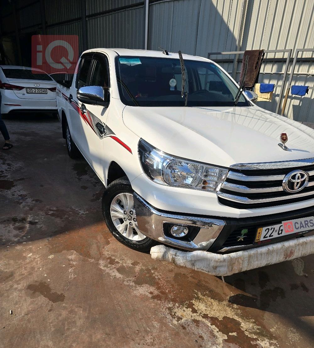 تويوتا هايلوكس